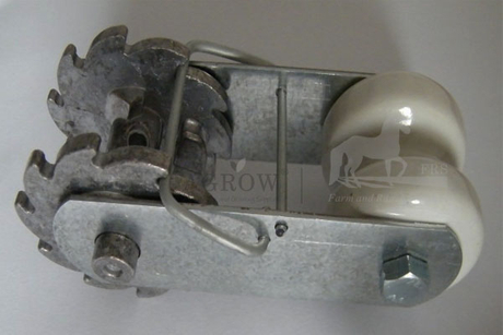 Crépine de fil isolé par clip à ressort